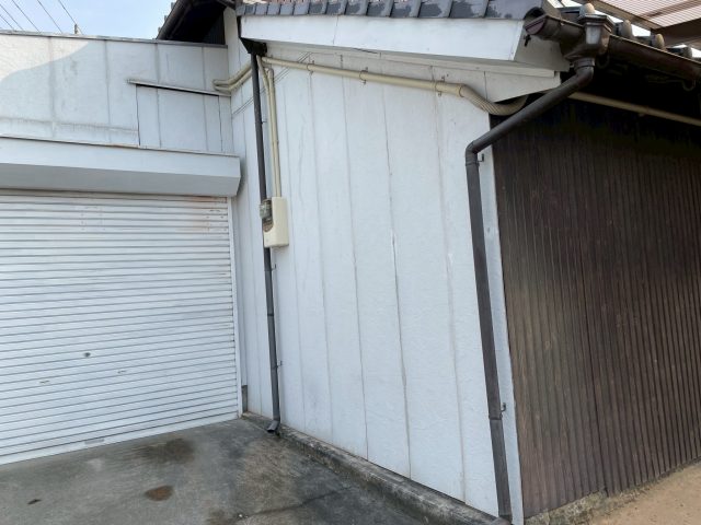 加古川市の倉庫の塗装前状況
